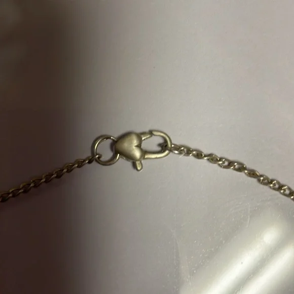 Heart necklace - Picture 3 of 4